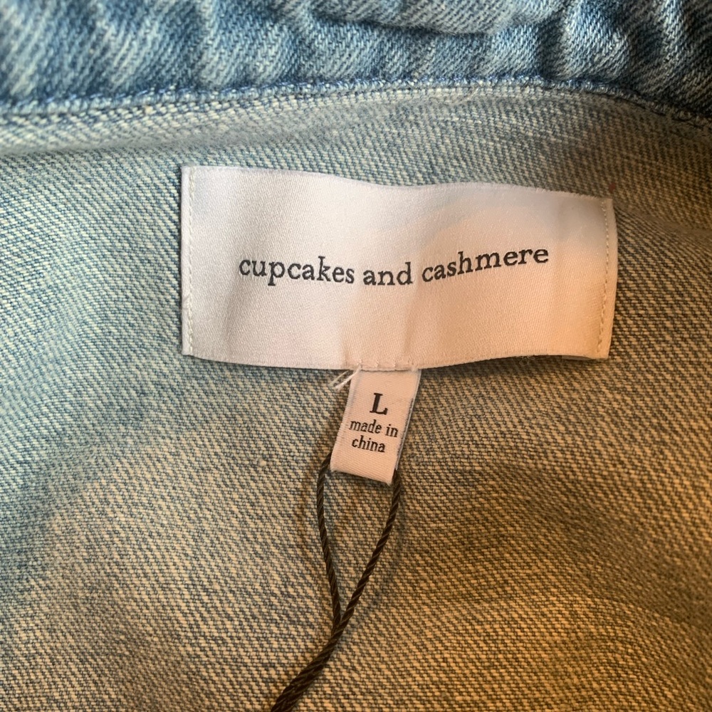 NWT Cupcakes and Cashmere Star Denim Jacket Women’s Size Large - Picture 13 of 16